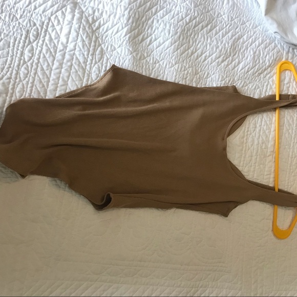 H&M tan bodysuit - Picture 4 of 4